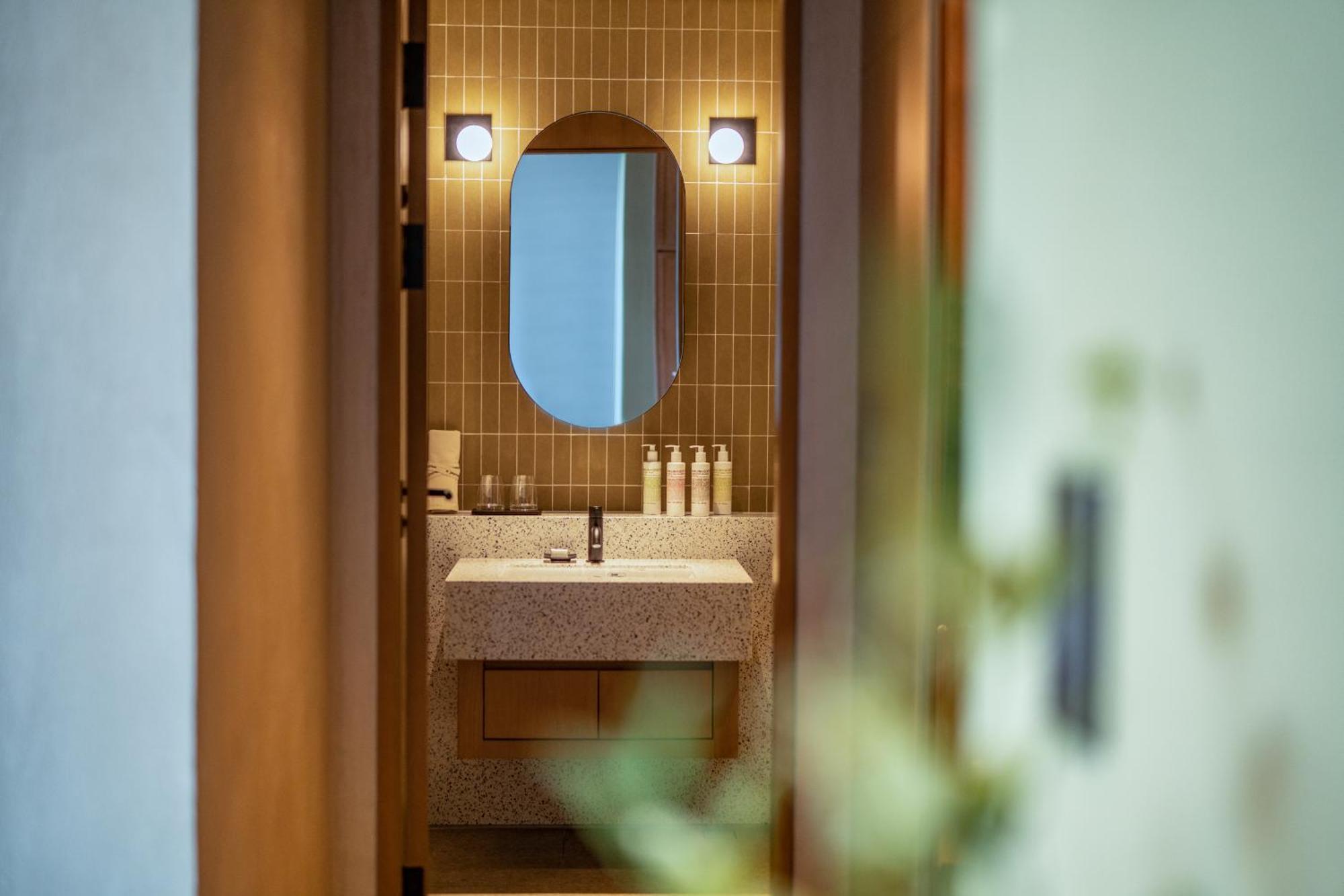 L7 West Lake Hanoi By Lotte - L7 Residences Exterior photo